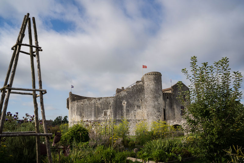 le château-fort de Saint Jean D'Angle
