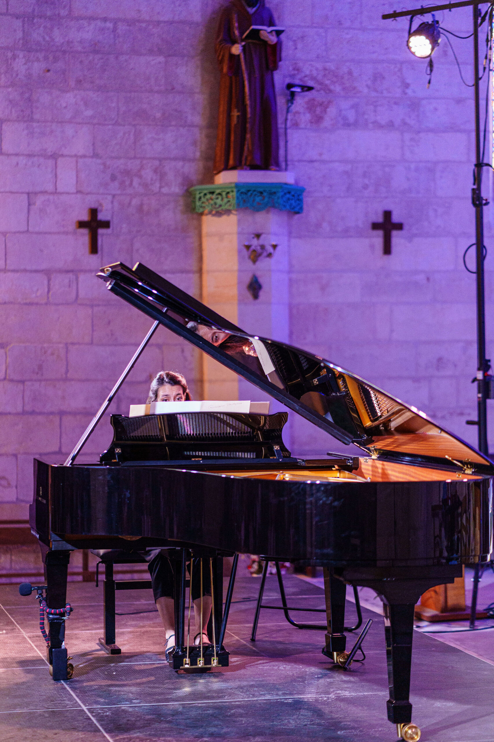Le château-fort de Saint Jean d'Angle est un lieu du patrimoine Charentais dans lequel s'est produit un concert du Festival Entre Vents et Marais durant l'édition 2021